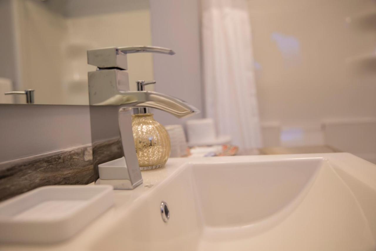 Downtown Whitehorse Deluxe 2 Bedroom Condo Εξωτερικό φωτογραφία