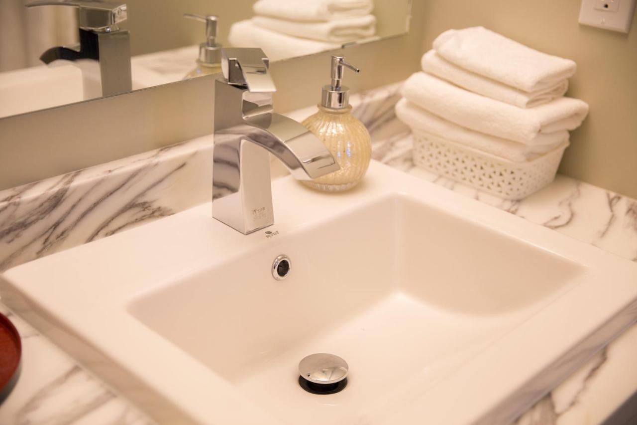 Downtown Whitehorse Deluxe 2 Bedroom Condo Εξωτερικό φωτογραφία