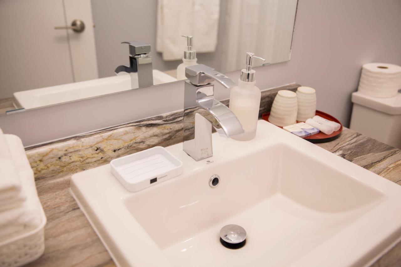 Downtown Whitehorse Deluxe 2 Bedroom Condo Εξωτερικό φωτογραφία
